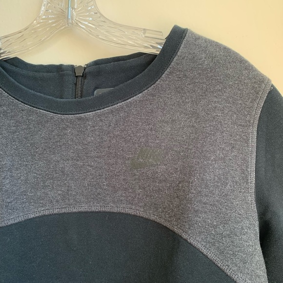 Nike Sportswear Tech Fleece Crew Sweatershirt 🖤 - Picture 8 of 12